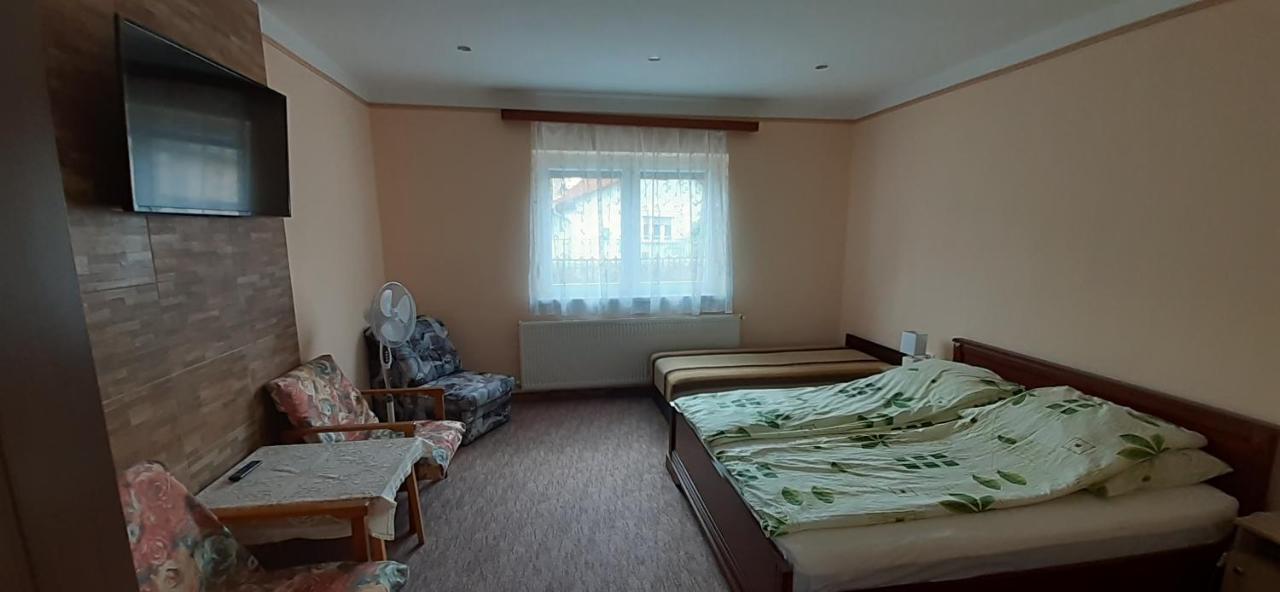 Rozika Apartman Ii. Гайдусобосло Екстер'єр фото
